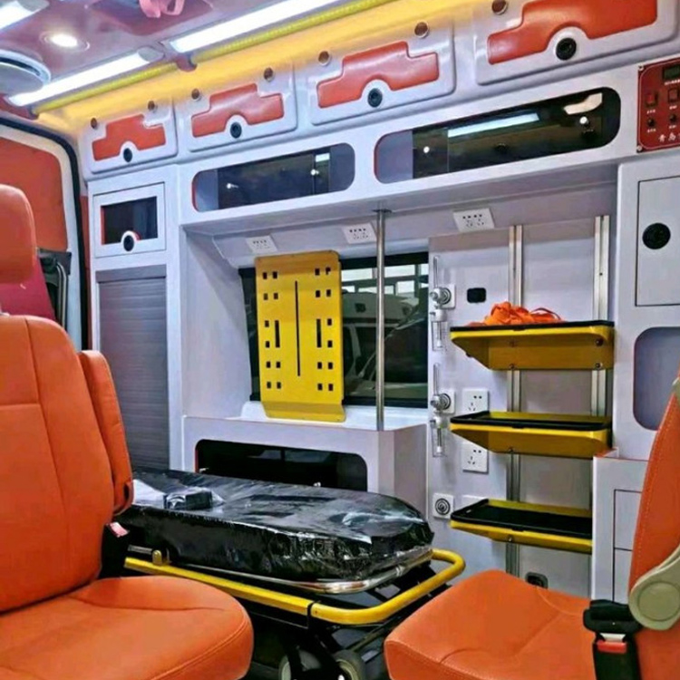 南浔长途救护车护送病人租赁价格